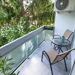 Rozmaring Apartment